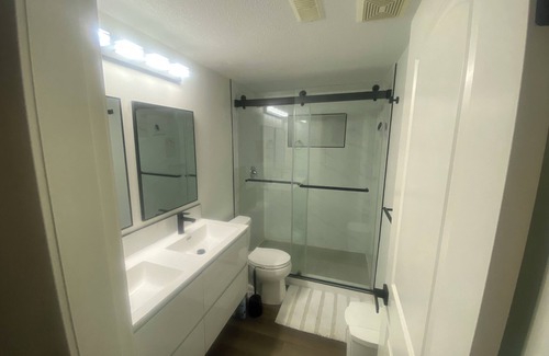 Williams Lake Apartment | Haddock Heights