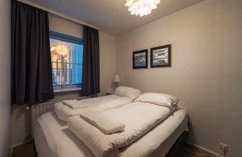 City Center Apartment | Hafnarstræti 100, Downtown Apartment