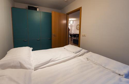 City Center Apartment | Hafnarstræti 100, Downtown Apartment