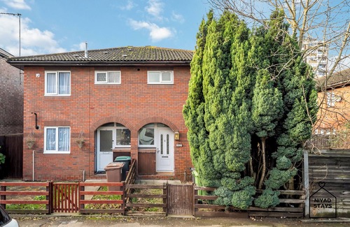 Tottenham Green House | Hale Lodge, Beautiful Family Friendly Home in London