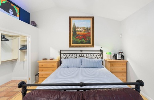 Alhambra Other | Half Acre Spacious 5-bedroom 4 bath farmhouse. WiFi, AC in Phoenix. Weddings!