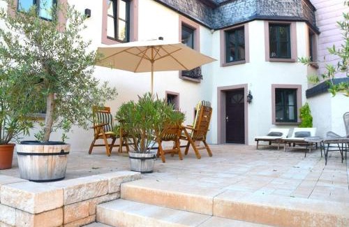 Niederemmel House | Halfenschänke Modern retreat