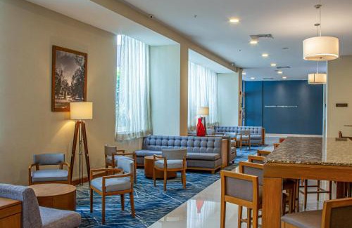 Chapalita Hotel | Hampton by Hilton Guadalajara Expo