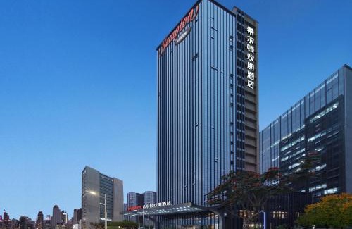 Longhua District Hotel | Hampton by Hilton Shenzhen Longhua Qinghu