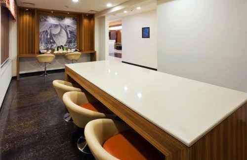 Vadodara Hotel | Hampton by Hilton Vadodara-Alkapuri