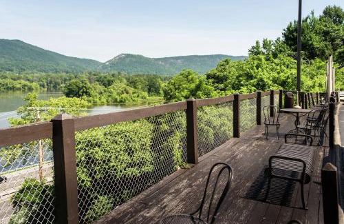 Caryville Hotel | Hampton Inn Caryville-I-75/Cove Lake-State Park