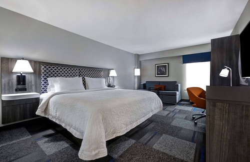 Downtown San Antonio Hotel | Hampton Inn San Antonio-Downtown (River Walk)