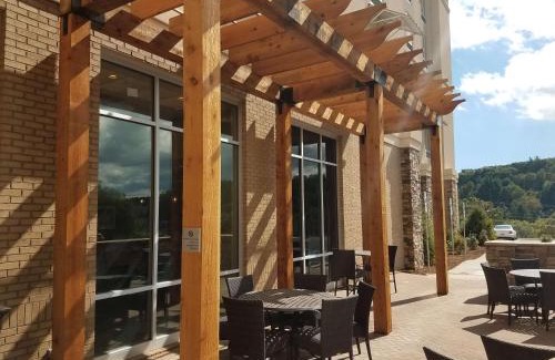 Boone Hotel | Hampton Inn & Suites Boone, Nc