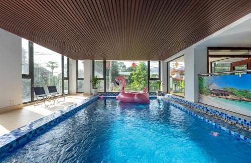 Hoa Lu Hotel | Hang Múa Green Mountain View House