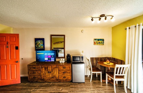 Osage Beach Apartment | Hang Out 2 Cozy Retreat in Tan-tar-a Estates!