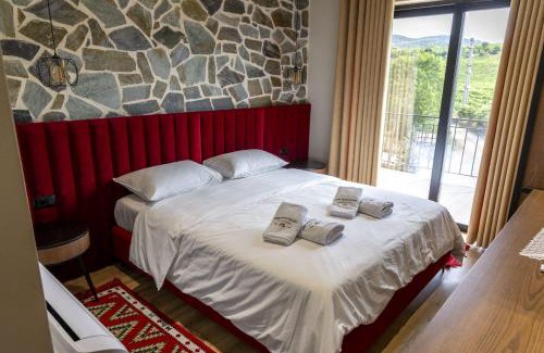 Korce Hotel | Hani Gështenjave