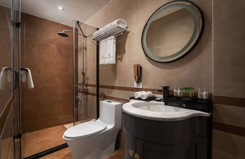 Hang Dao Hotel | Hanoi Fiesta Central Hotel and Spa