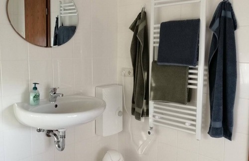 Zittau Apartment | Hansen's Nachtquartier - Appartement/fewo, Dusche, WC