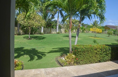 Mammee Bay House | HAPPY HOLIDAYS at Drax Hall Country Club