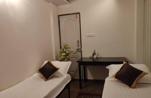 Gokulam Apartment | Happy Vibes Stay- 2+1bhk flat @ heart of Mysore city