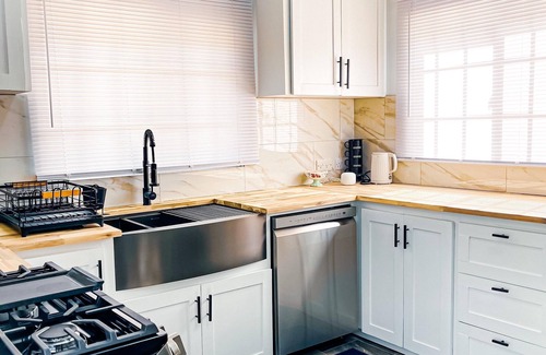 Calivigny House | Harbor Haven Luxury Retreat II - VEHICLE INCLUDED