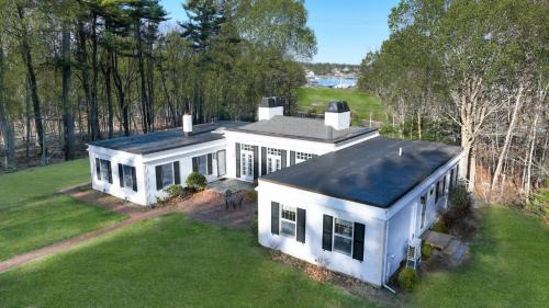 York Apartment | Harbor View and Playhouse - Close to Harbor York River