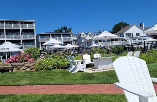Edgartown Apartment | Harbor View Suite at Harborside Inn in Edgartown