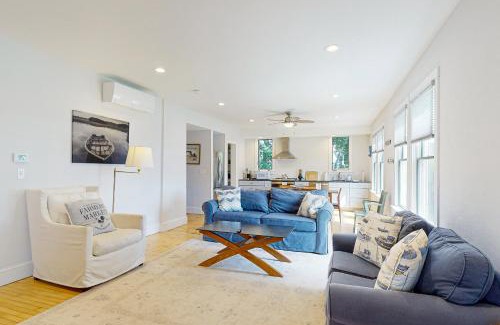 Camden House | Harborwalk Lower and Upper