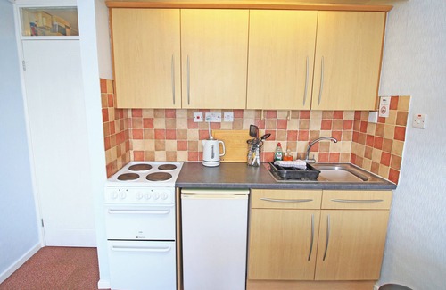 Borth-y-Gest Cottage | Harbour Flat - 12E South Snowdon Wharf