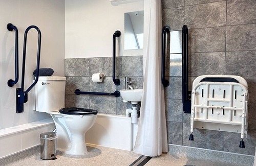 Saundersfoot Hotel | Harbour Stays - Ocean Square