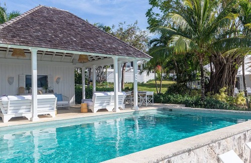 Dunmore Town Cottage | HARBOUR VIEW Full Property - Bayfront Bliss! Luxury escape, sunset views!