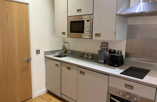 Bristol Floating Harbour Apartment | Harford House Studios 21 - Hopewell