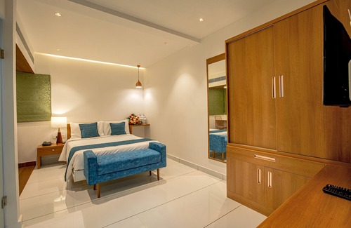 East Nada Hotel | Harivaram Yuga