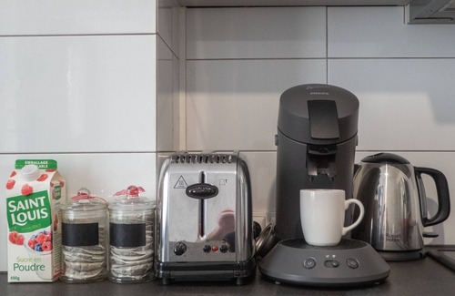 Verdun Apartment | Harmonie - Cosy Comfy 2Beds +50m² Central FastWiFi SmartTV55" PrimeVideo BBQ