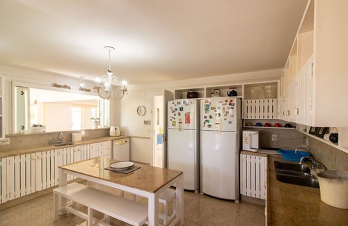 Village da Ferradura Villa | Harmoniosa Mansão com 7 Suítes Ferradura