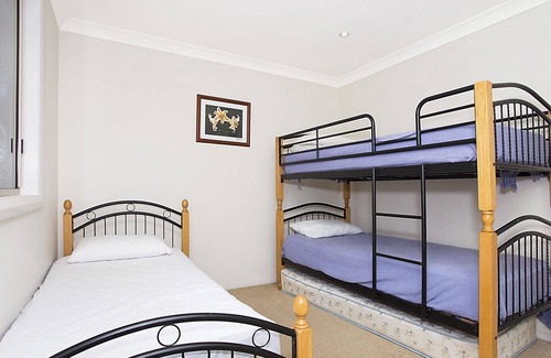 Bateau Bay House | Harmony House - Bateau Bay, NSW