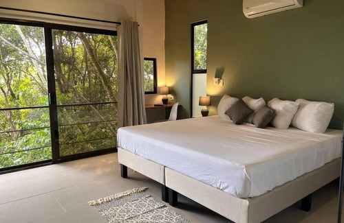 Matapalo Villa | Harmony house (ocean & forest view, waterfall)