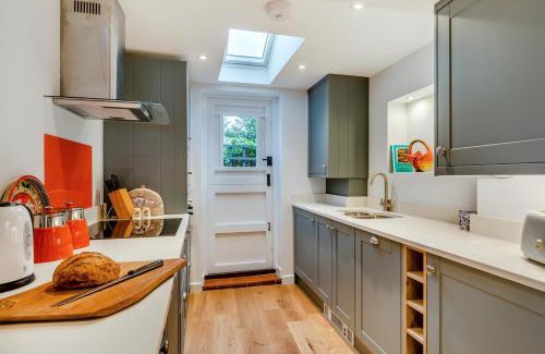 Wells House | Hart Cottage