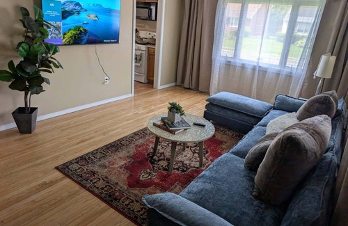 Hartford House | Hartford Professional Retreat - 2BR+Office, Private Yard, Near Major Hospitals