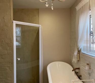 Oudtshoorn House | Hartland Country House Luxury Ensuite Rooms