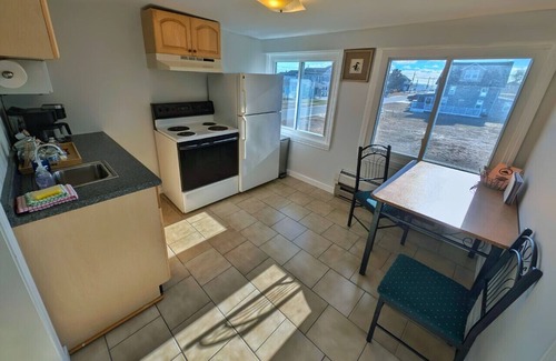 Old Lyme Apartment | Hatch at Soundview · Beach+OceanView+Sunrise