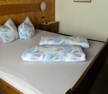 Jerzens Bed & Breakfast | Haus Hubertus