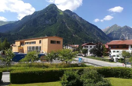 Bach Apartment | Haus Kristall