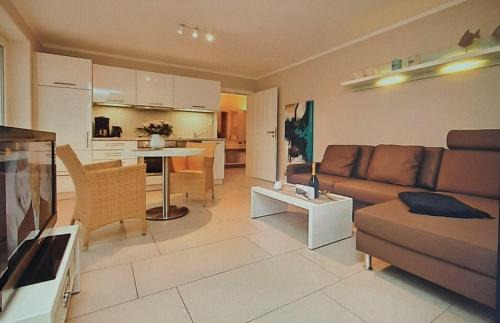 Seebad Heringsdorf Apartment | Haus Nemo - Appartement 5, Gemütliches Appartement mit Strandkorb, strandnah 50 m