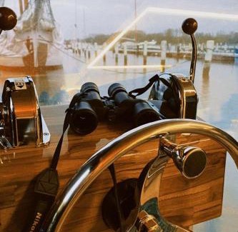 Ronnau Boat Rental | Hausboot mit Traumlage in Lübeck-Travemünde