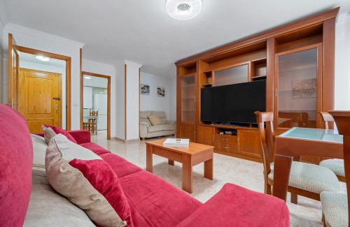 Costa Dorada Apartment | Hauzify I Apartament Pau Casals