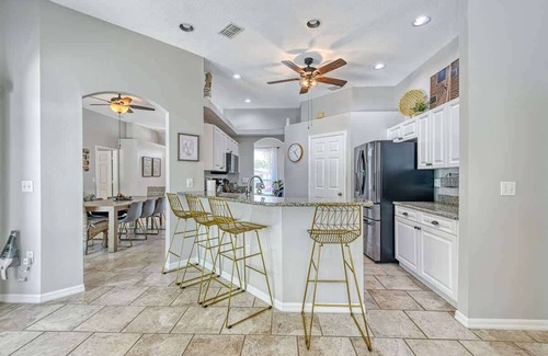 Sarasota House | Haven Hideaway with Saltwater Pool 3br Sleeps 8