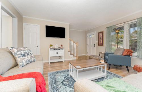 Greensboro Apartment | Haven House-10 Min From PTI