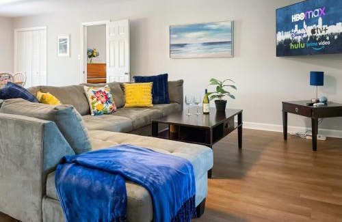 Durham House | Haven of Rest 3BR near Duke, RDU, RTP with EV Charger