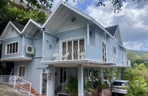 Glencoe House | Havenhill is a scenic & happening Escape for 7!
