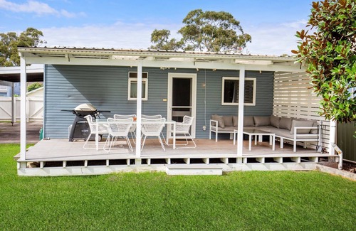 Callala Beach House | Hayes @ Jervis Bay - Pet Friendly Award Winner - 4 Mins to Beach