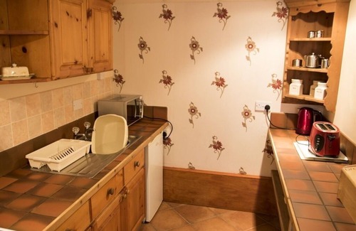Burgh le Marsh Cottage | Hazel Cottage - The Chestnuts Holiday Cottages