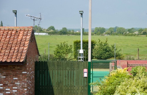 Burgh le Marsh Cottage | Hazel Cottage - The Chestnuts Holiday Cottages