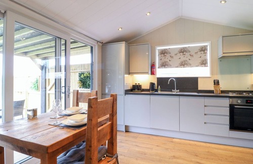 Swadlincote Cottage | Hazel