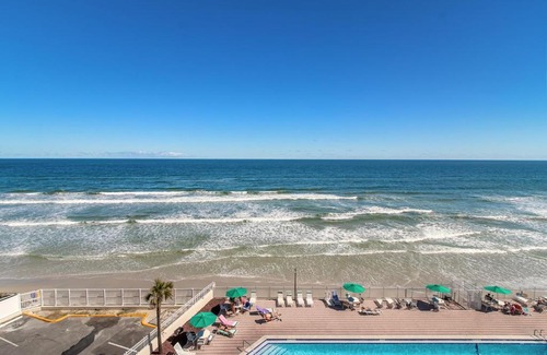 Lenox Park Apartment | HBR Direct Oceanfront Condo, Daytona Beach, sleeps 4